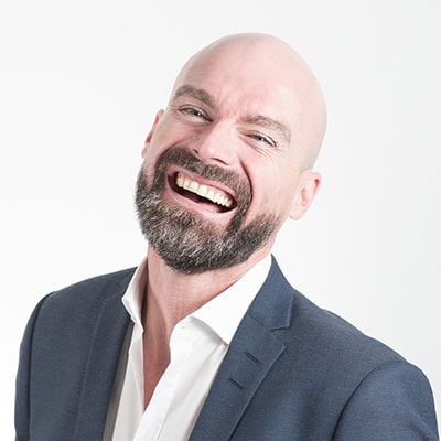 مدير الفندق